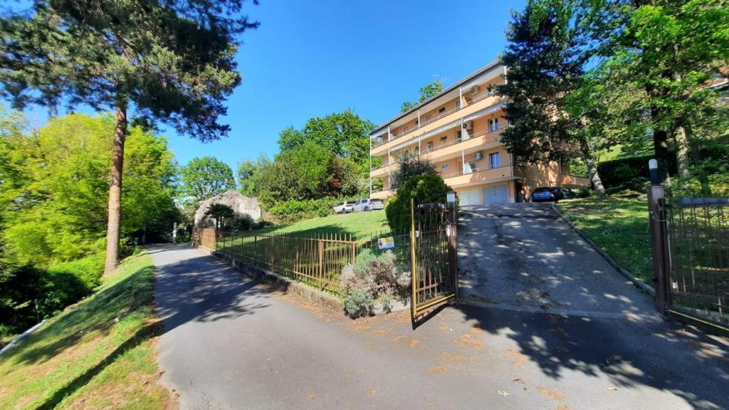 La Casa Di Giulia - Holiday Home Ranco Zewnętrze zdjęcie